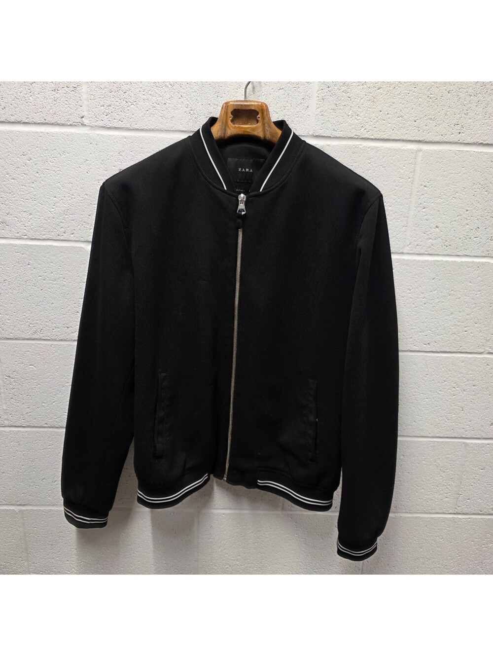 Zara Bomber Jacket Mens XL Black 24x29 Knit zip up